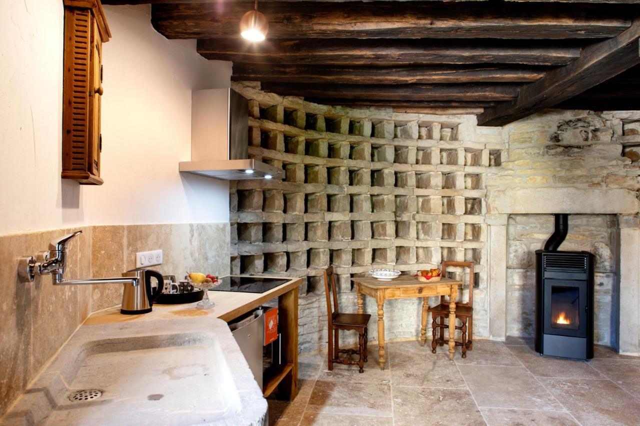 L'Hote Antique - Maison D'Hote- 4 Suites Avec Cuisine Pichanges Экстерьер фото