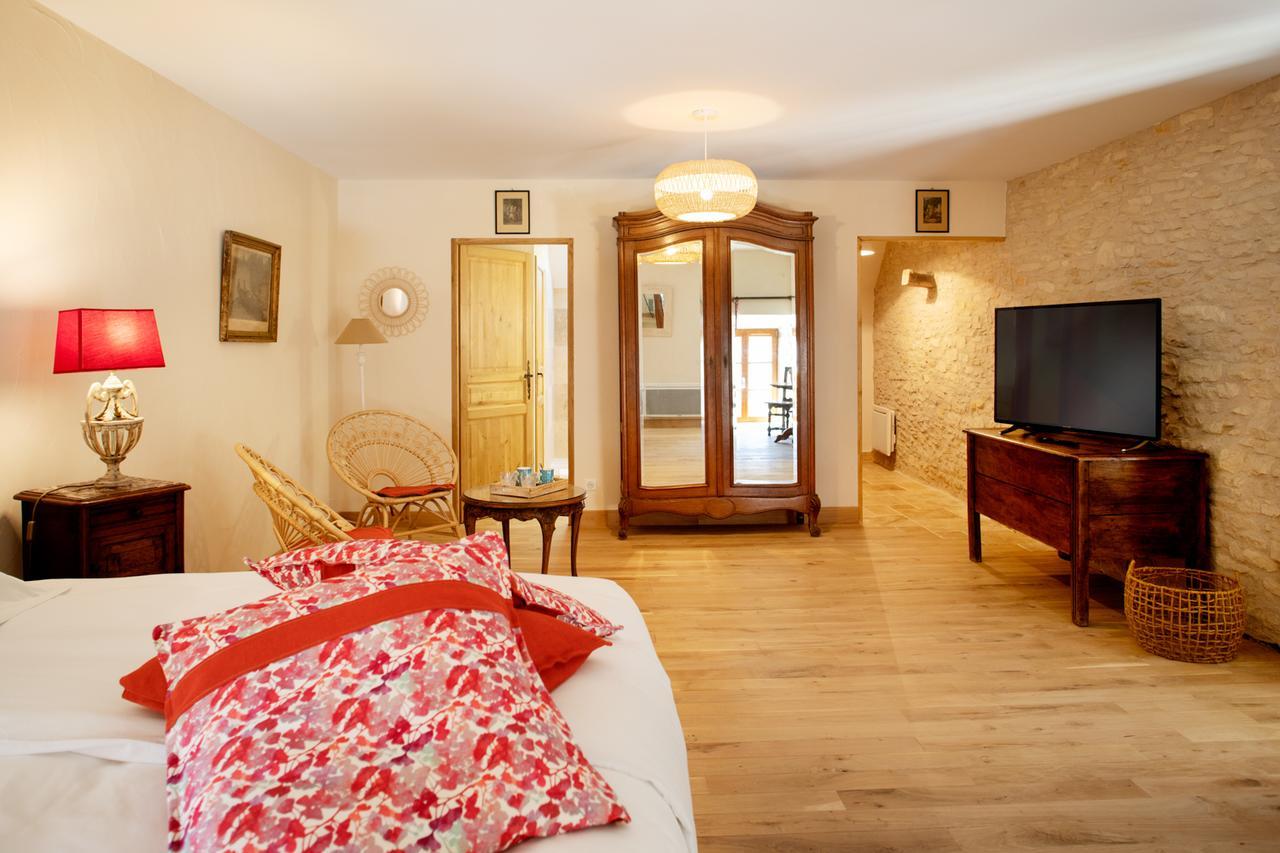 L'Hote Antique - Maison D'Hote- 4 Suites Avec Cuisine Pichanges Экстерьер фото